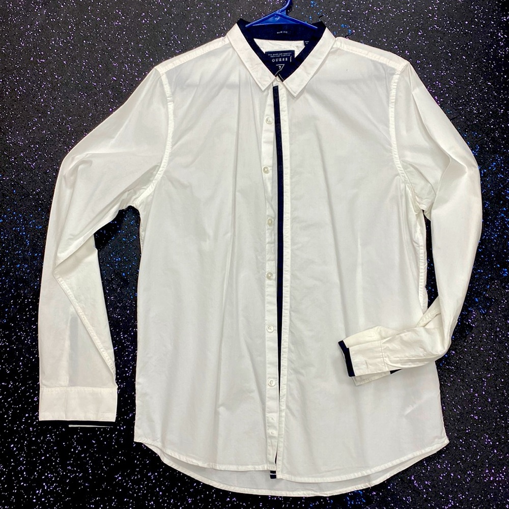 NWOT Guess Slim Fit Men Shirt size L